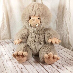 JellyCat Bo Bigfoot Beige Fluffy Fur Peach Paws Plush Stuffed Animal 11" HTF
